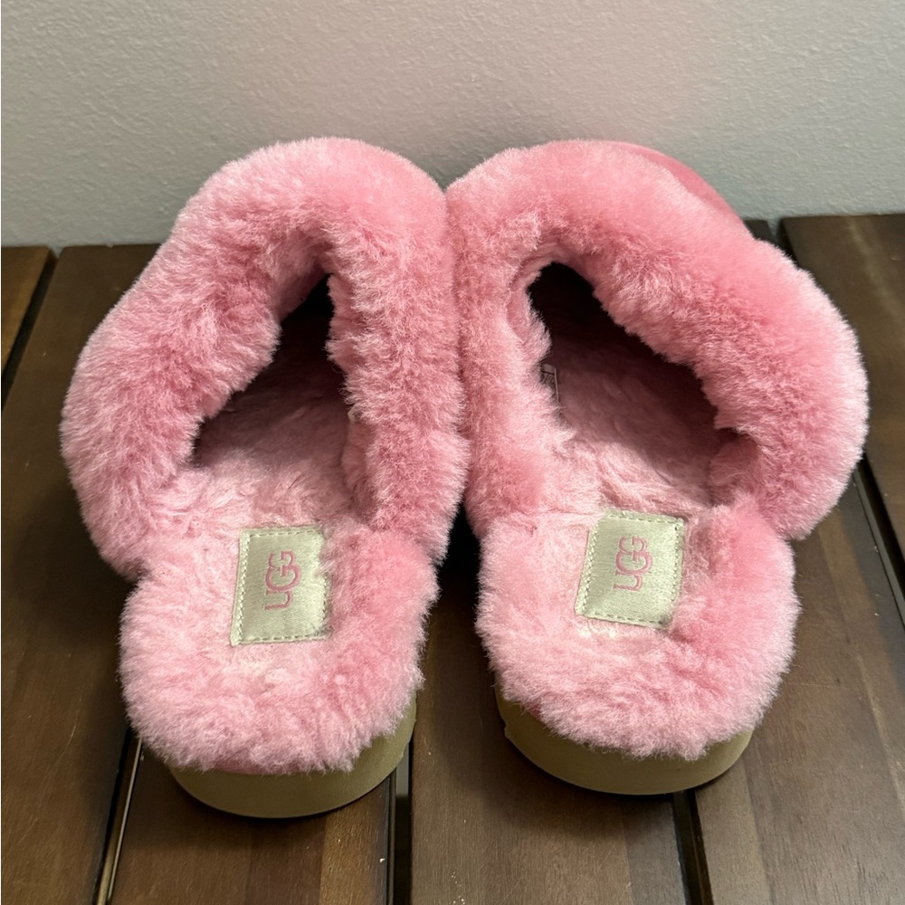 UGG Coquette Pink Slippers  Size 8 - Picture 4 of 7